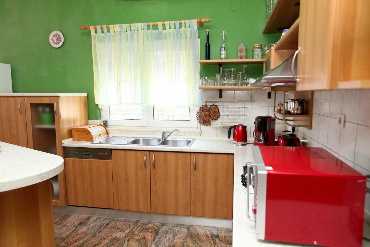 Apartman Dinka Trogir Exteriör bild