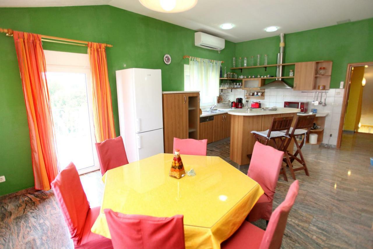 Apartman Dinka Trogir Exteriör bild